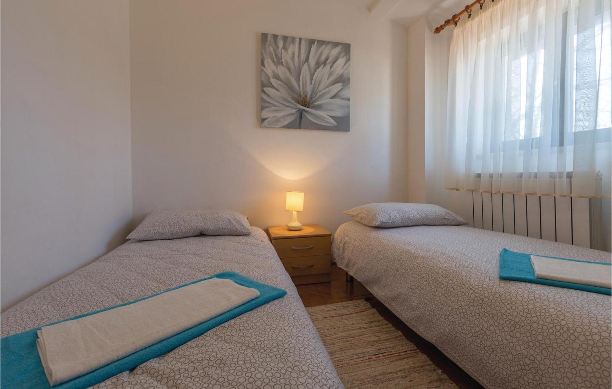 Amazing Apartment In Pazin With Wifi Katun Lindarski Exterior photo