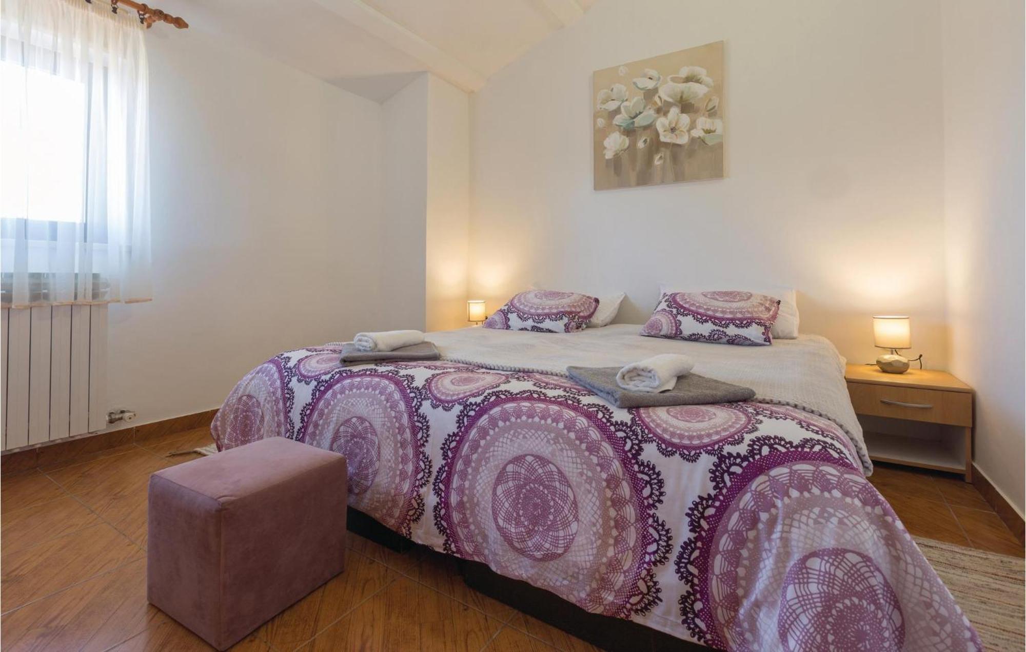 Amazing Apartment In Pazin With Wifi Katun Lindarski Exterior photo